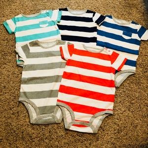 NWOT set of 5 Carter’s bodysuits
